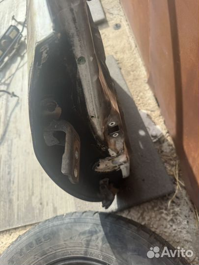 Дверь передняя правая toyota land cruiser 200