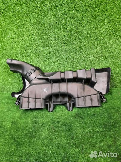 Воздухозаборник Bmw X3 E83 M54 256S5 (2.5) 2004