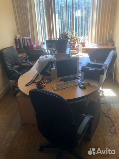 Комплект офисной мебели