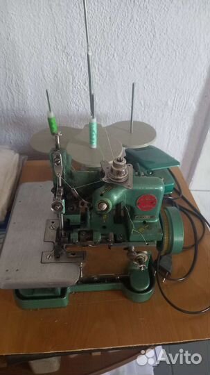 Оверлок для швейной машины