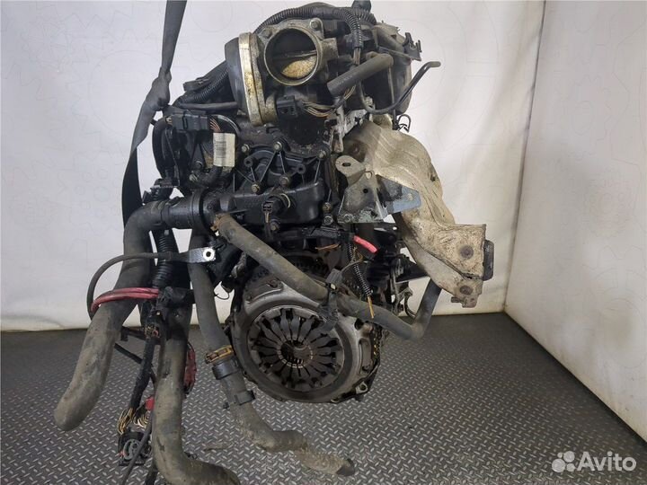 Двигатель Renault Megane 2 K4M 812