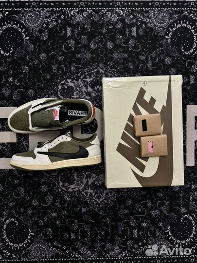 Travis scott x Jordan 1 low Medium olive Оригинал