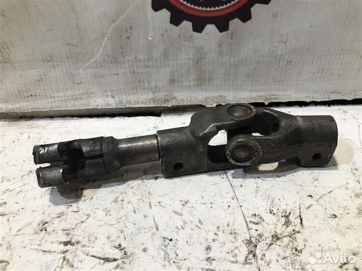 Кардан рулевой Toyota Avensis II T250