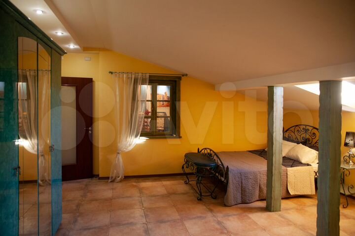 2-к. квартира, 87 м², 6/6 эт.