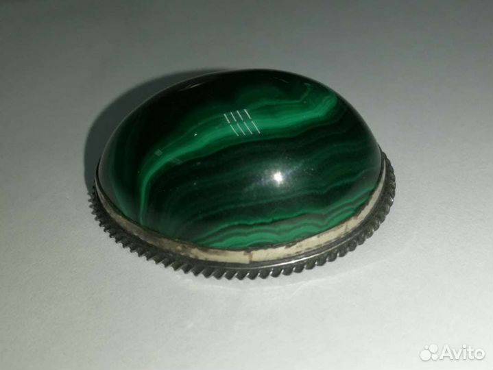 Винтажная крупная брошь с малахитом, мельхиор