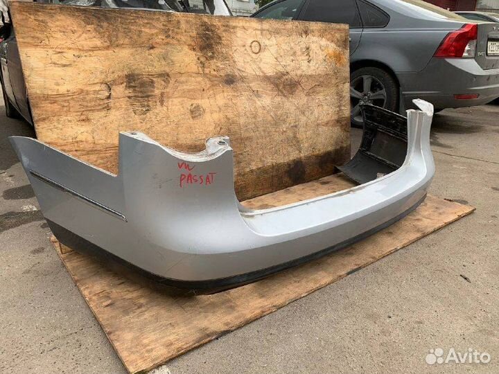 Задний бампер Фольксваген Пассат B6 универсал