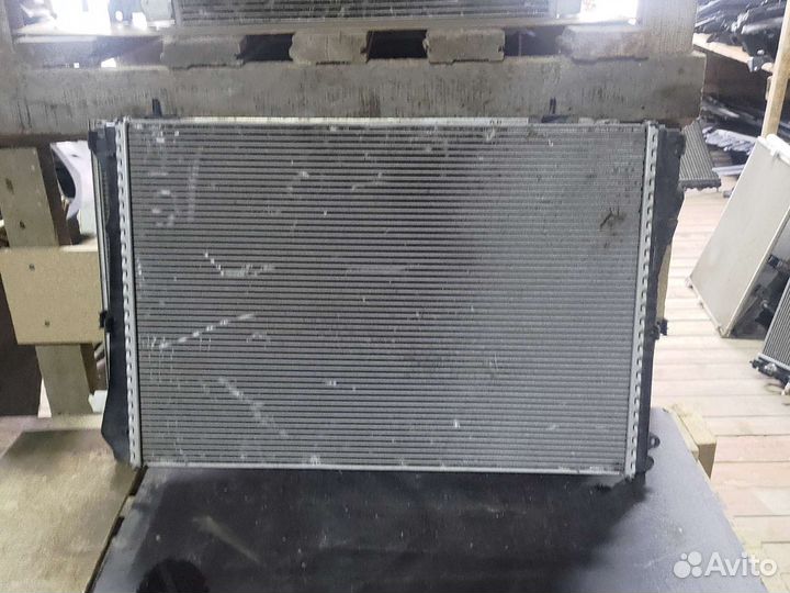 Радиатор Mercedes C-Class W205