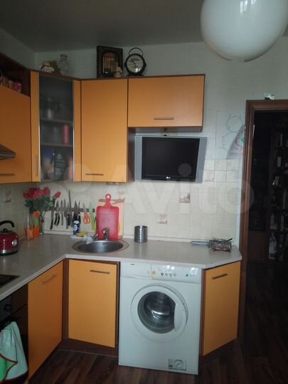 2-к. квартира, 64 м², 13/23 эт.