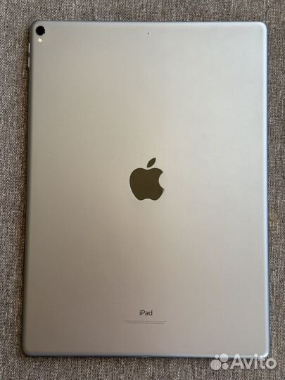 iPad Pro (12.9 дюйм.) (2-ое поколение)