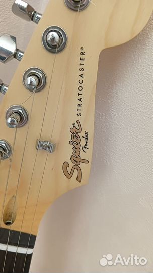 Электрогитара Fender squier stratocaster