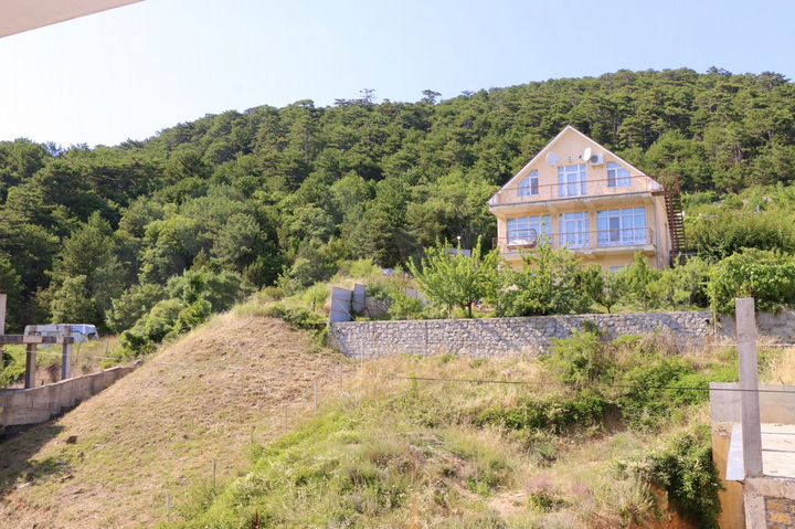 3-к. квартира, 68 м², 4/6 эт.