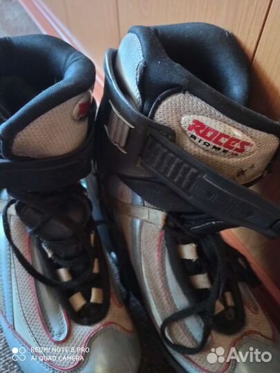 Роликовые коньки