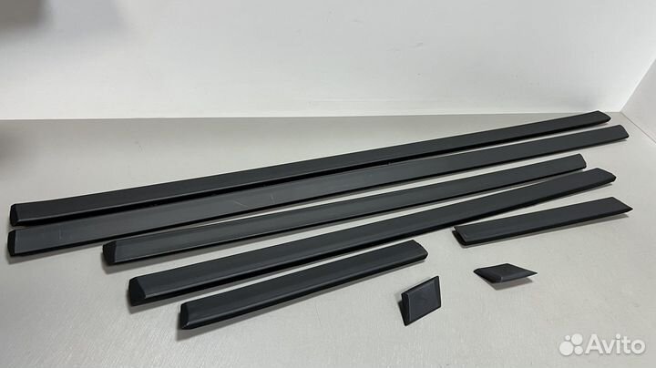 Молдинги дверей BMW E34