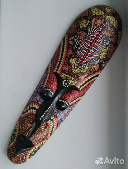 Маска деревянная декоративная