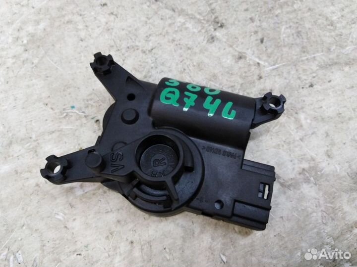 Моторчик заслонки печки