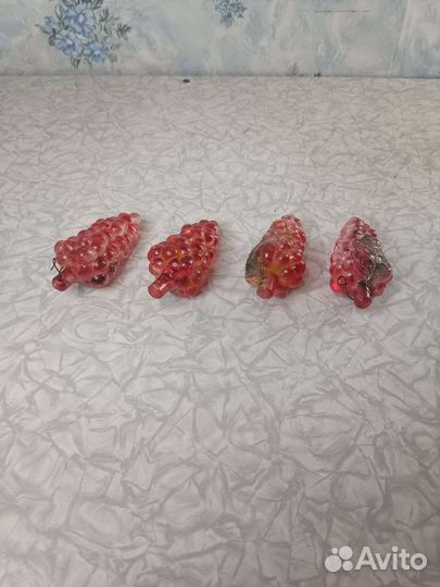 Игрушка стеклянная, виноградная гроздь