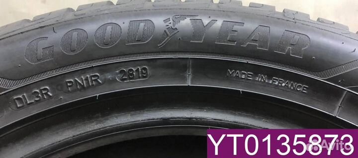 Goodyear UltraGrip Performance+ 215/55 R17 98V