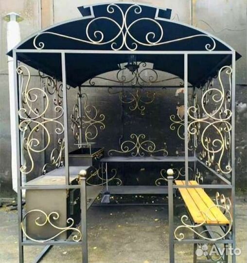 Беседка с мангалом