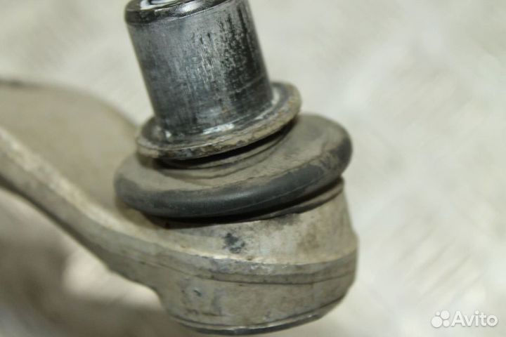 Рычаг кривой передний правый Audi A4 B7