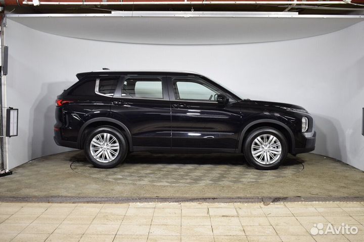 Mitsubishi Outlander 1.5 CVT, 2024