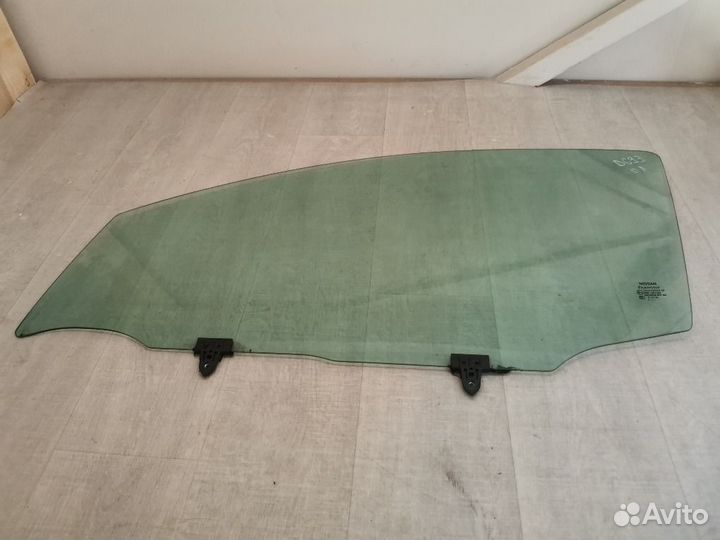 Стекло двери переднее левое Nissan Qashqai 1 J10