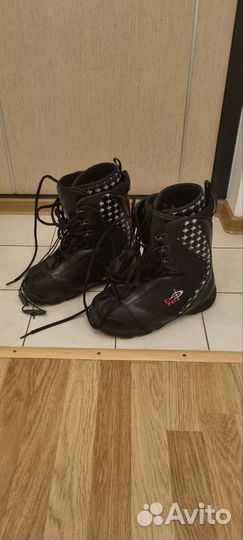 Комлект Сноуборд+крепление+ботинки