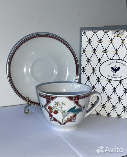 Чашка с блюдцем серия 