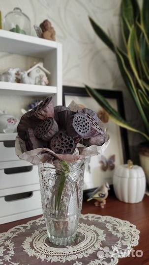 Большая хрустальная ваза