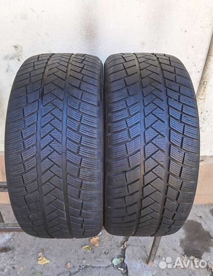 Vredestein Wintrac Pro 285/40 R22 110W