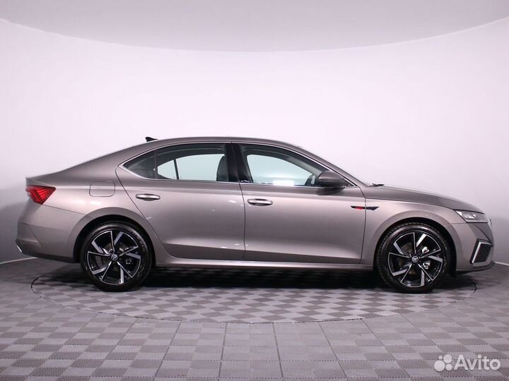 Skoda Octavia 1.4 AT, 2023