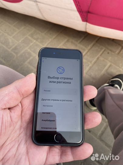 iPhone 8, 64 ГБ