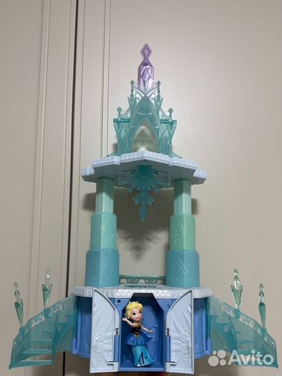 Замок Эльзы, дом свинки Пеппы