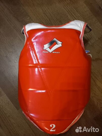 Жилет для занятий тхэквондо