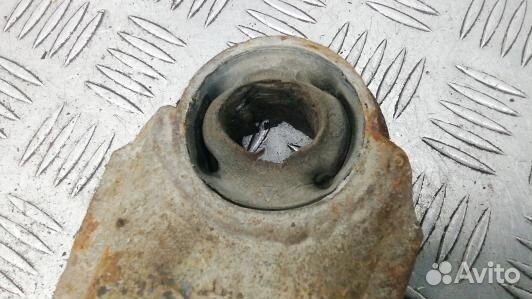 Рычаг передний нижний левый volkswagen passat B4