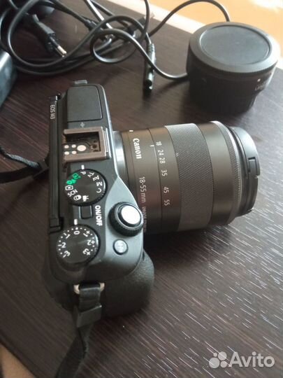 Безеркальная камера Canon eos m3