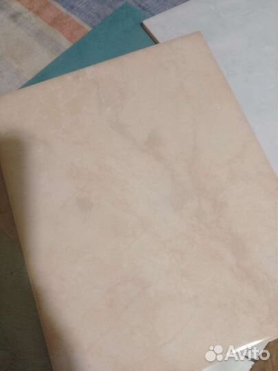 В наличии несколько упаковок. Керамич. Плитка