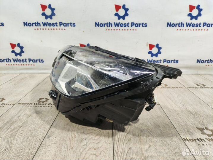 Фара левая Peugeot 5008 (P87E) 1.5 DV5RC 96квт