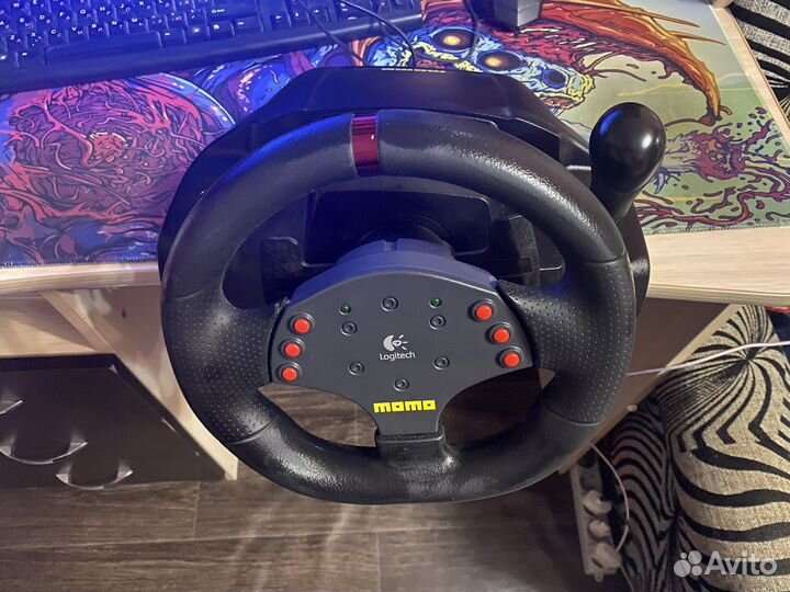 Руль logitech momo racing