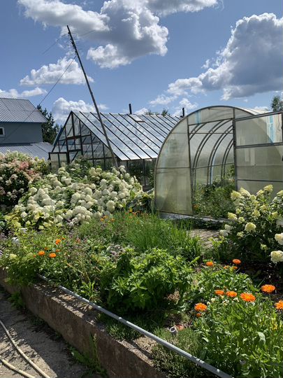 Дом 250 м² на участке 14 сот.