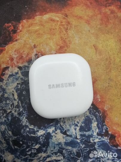 Galaxy buds 2 pro левый наушник + кейс