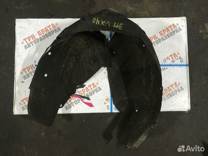 Тойота Камри подкрылок задний правый Прав