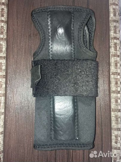 Ортез на лучезапястный сустав