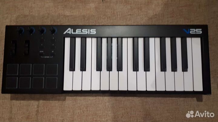 Миди клавиатура Alesis v25