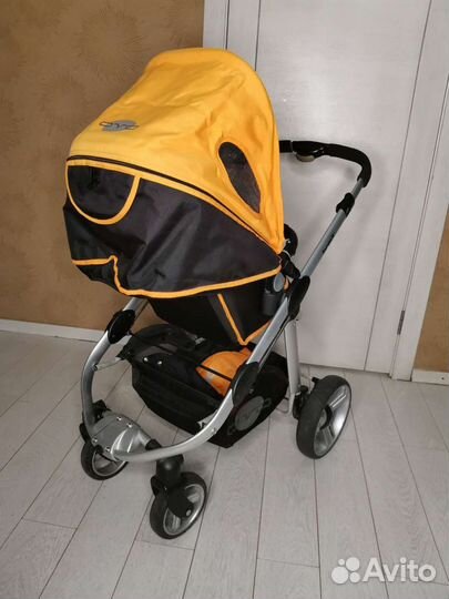 Коляска прогулочная Италия Brevi Ovo 2 в 1, сумка