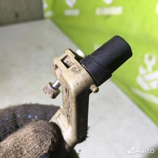 Датчик положения коленвала Фольксваген Поло седа