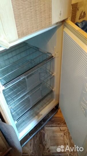 Холодильник б/у Rosenlew