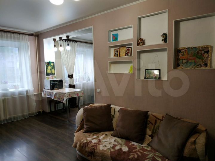3-к. квартира, 58 м², 1/4 эт.