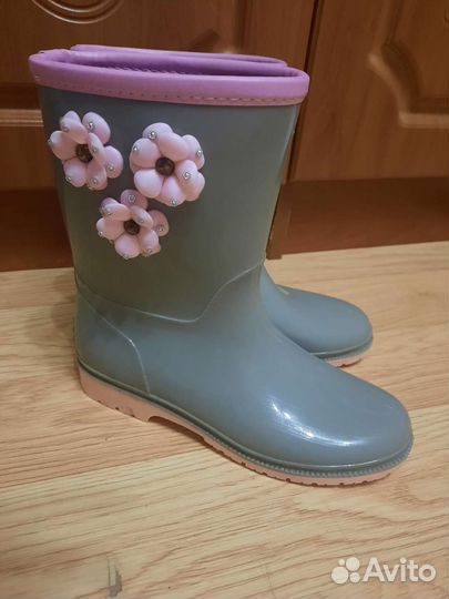 Резиновые сапоги