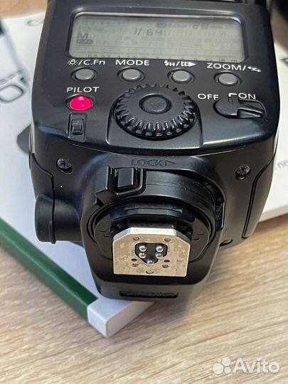 Вспышка камеры Canon speedlite 580EX II