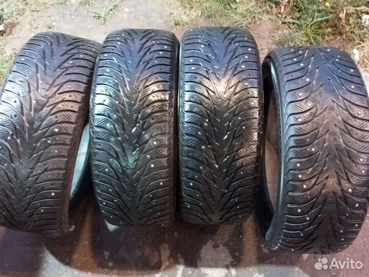 Yokohama Ice Guard Stud IG35 215/55 R16 97T